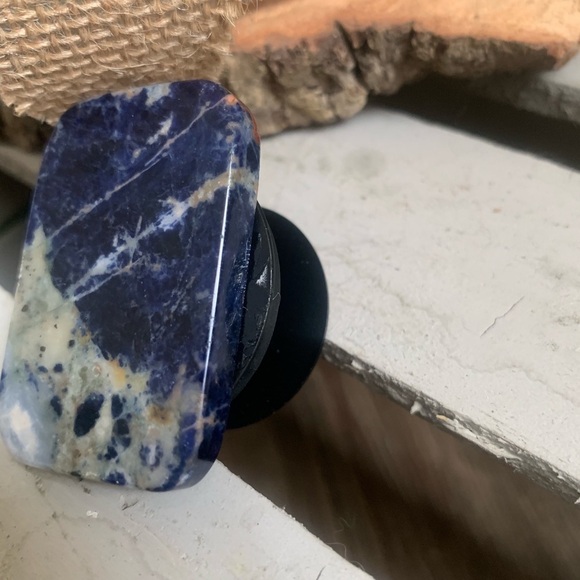 Genuine stone pop socket - Picture 2 of 2